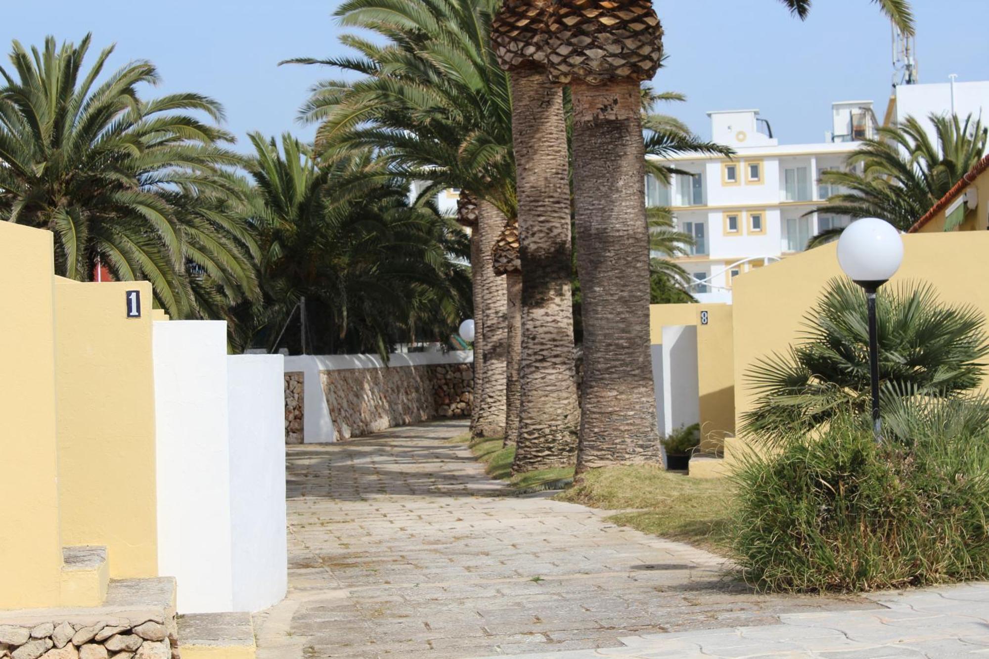 칼라엔블레인즈 Apartamento Con Piscina En Ciudadela, Cala En Blanes 아파트 외부 사진